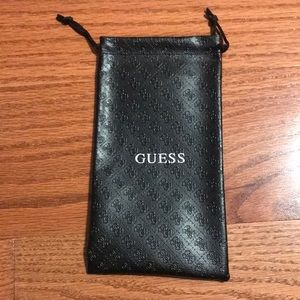 Guess Glasses Pouch